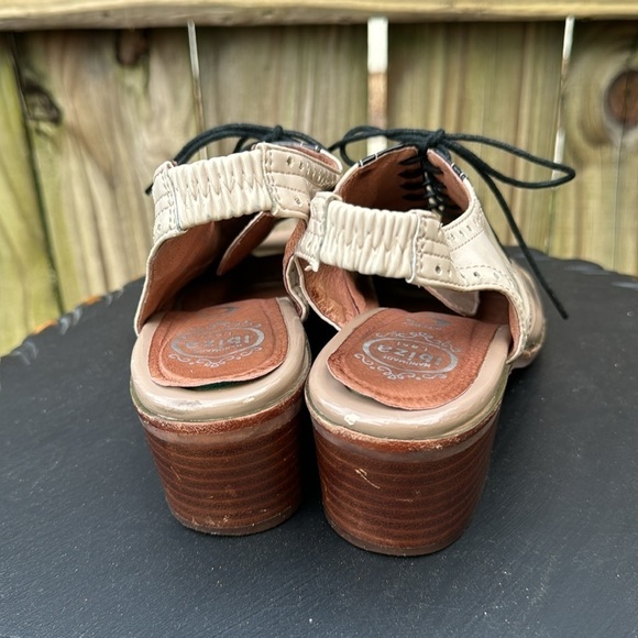 Jeffrey Campbell Berni 2 Color Block Patent Oxford Style Sandals Size 6.5 - Picture 4 of 6